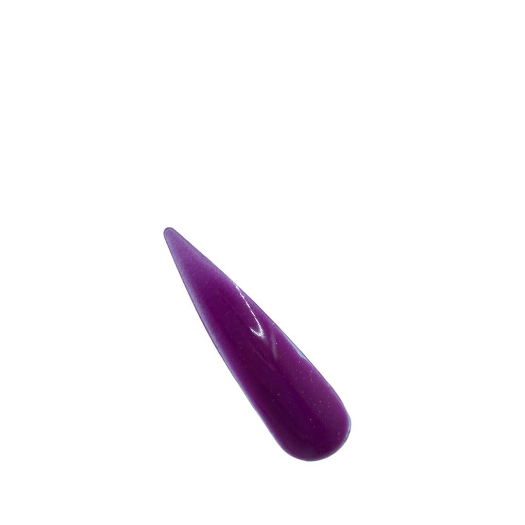Yuri Nakamura – Glitter acrylic powder in dark purple, sparkly finish.
